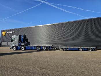 Volvo FH 500 8x2 / HMF 70 tm CRANE + JUMBO TRAILER